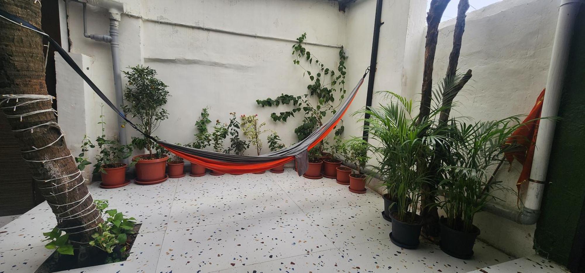 Hammock Hostels - Bandra Мумбай Екстериор снимка