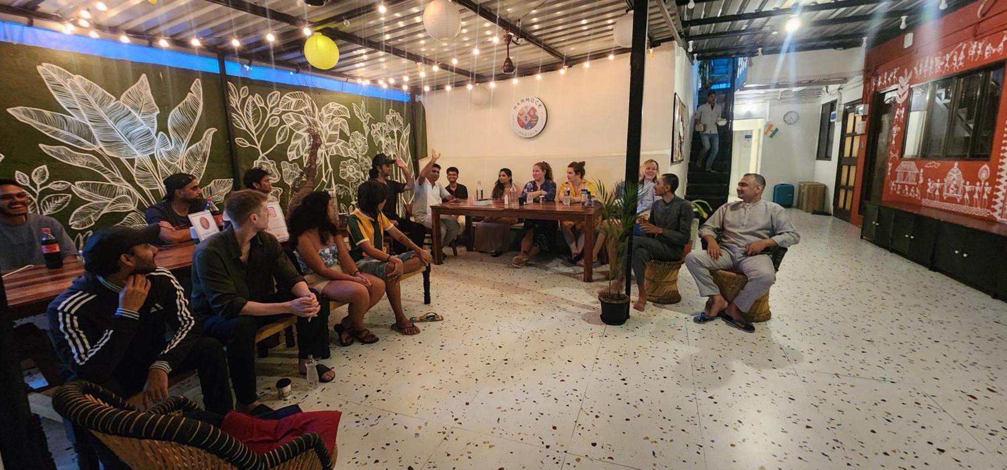 Hammock Hostels - Bandra Мумбай Екстериор снимка