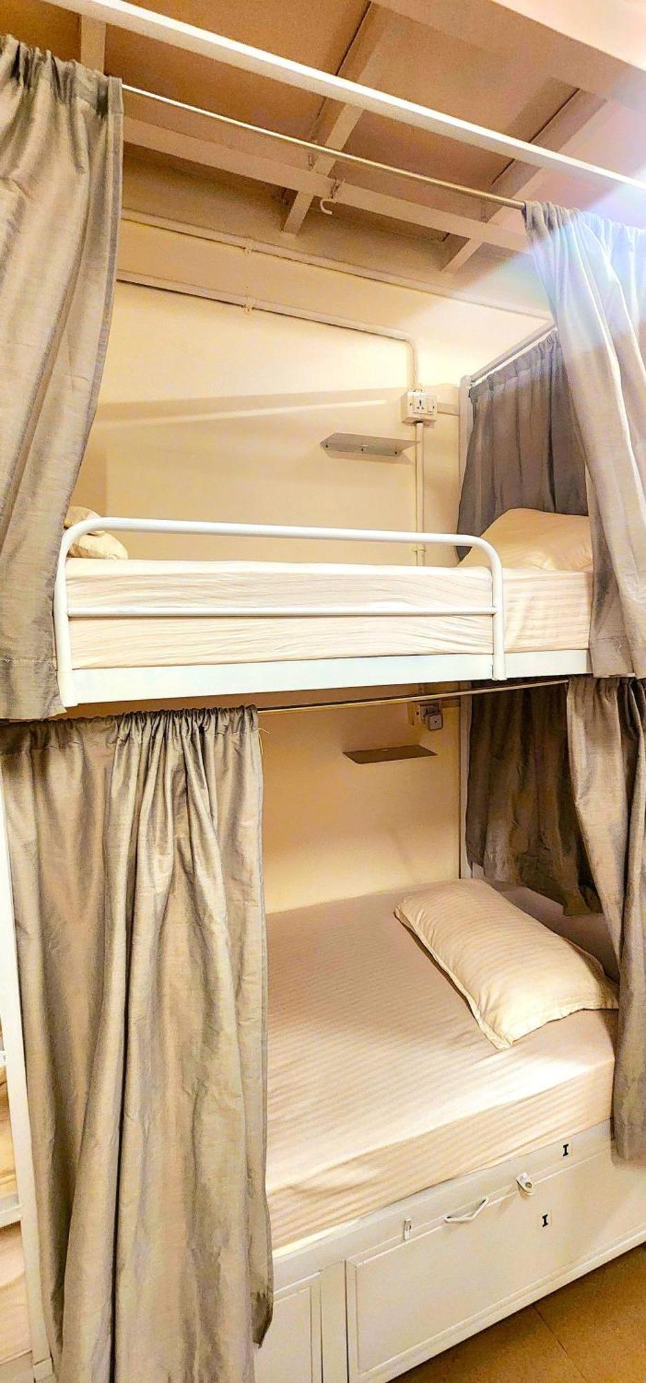 Hammock Hostels - Bandra Мумбай Екстериор снимка